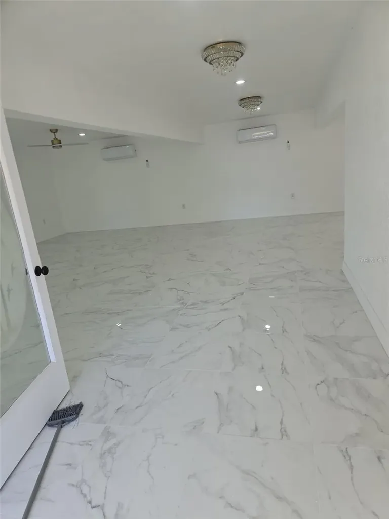 205 S Johnson Street Plant City FL 33563