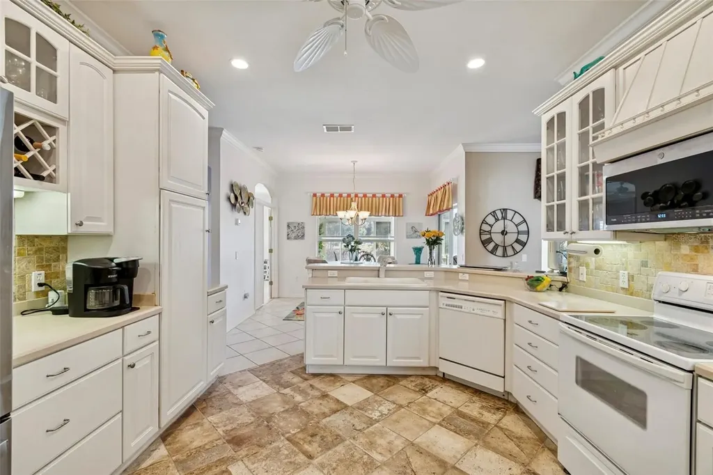 189 Largo Drive Poinciana FL 34759