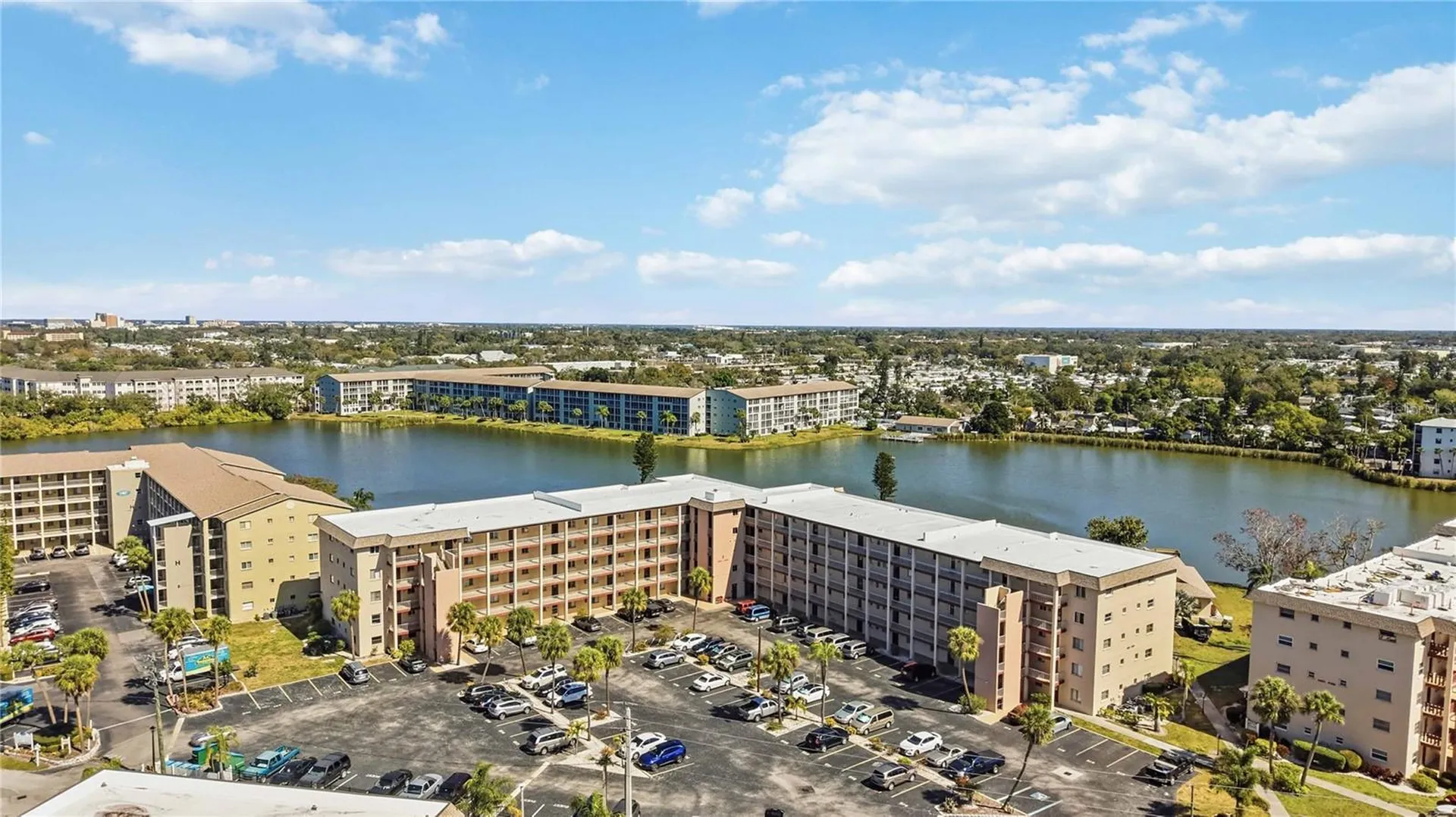 3983 Lake Bayshore Drive Bradenton FL 34205
