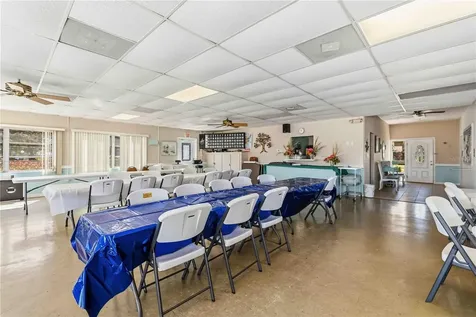 3983 Lake Bayshore Drive Bradenton FL 34205