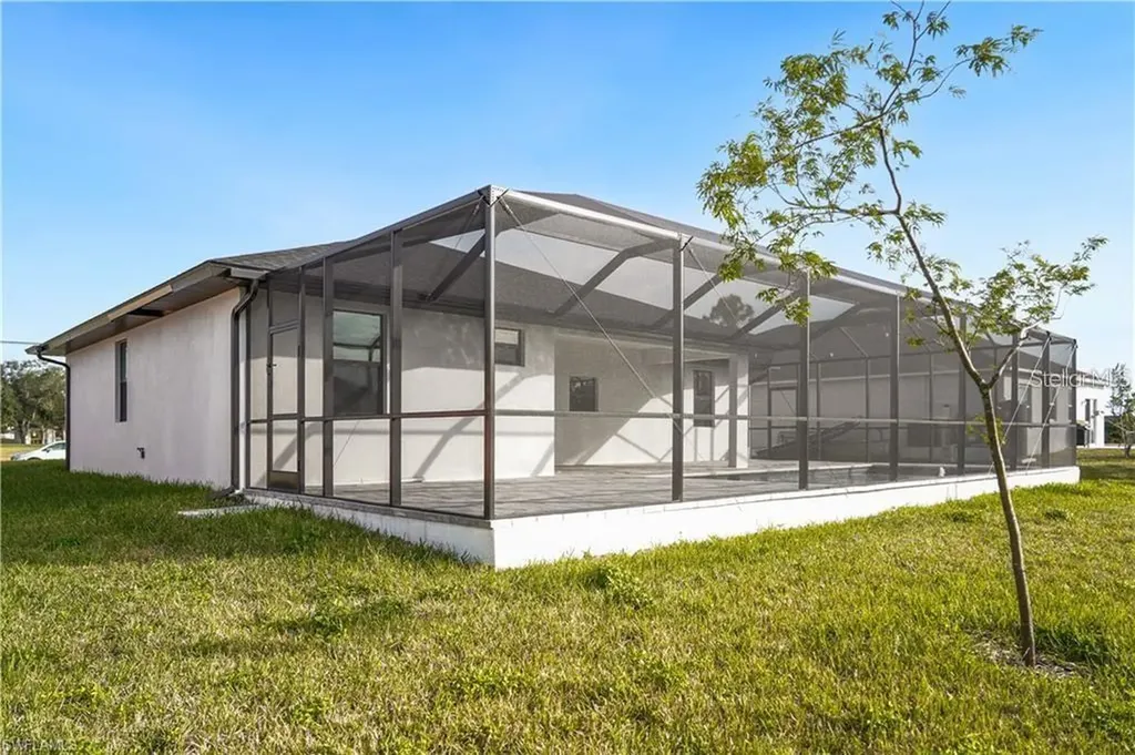 1436 NW 31st Avenue Cape Coral FL 33993