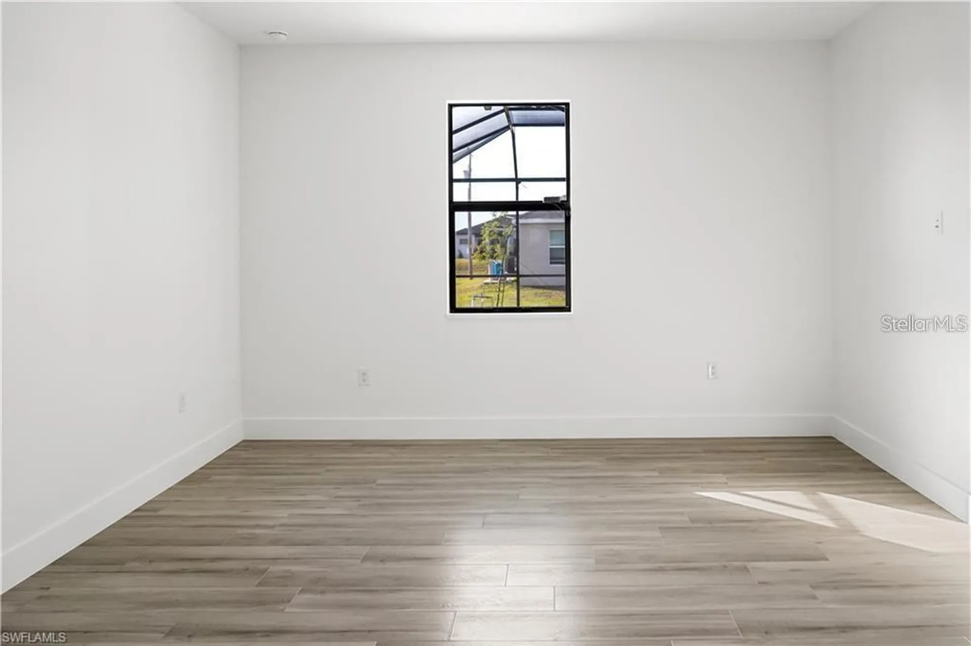 1436 NW 31st Avenue Cape Coral FL 33993