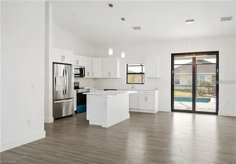 1436 NW 31st Avenue Cape Coral FL 33993
