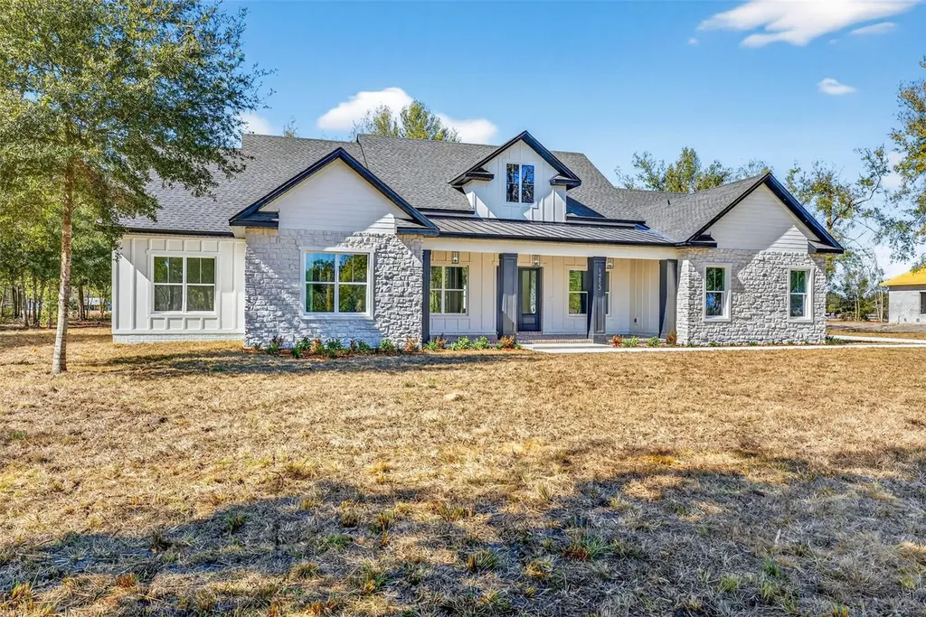 14823 Crimson Oaks Trail Dade City FL 33525