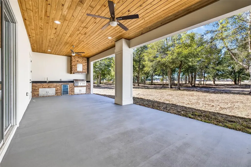 14823 Crimson Oaks Trail Dade City FL 33525