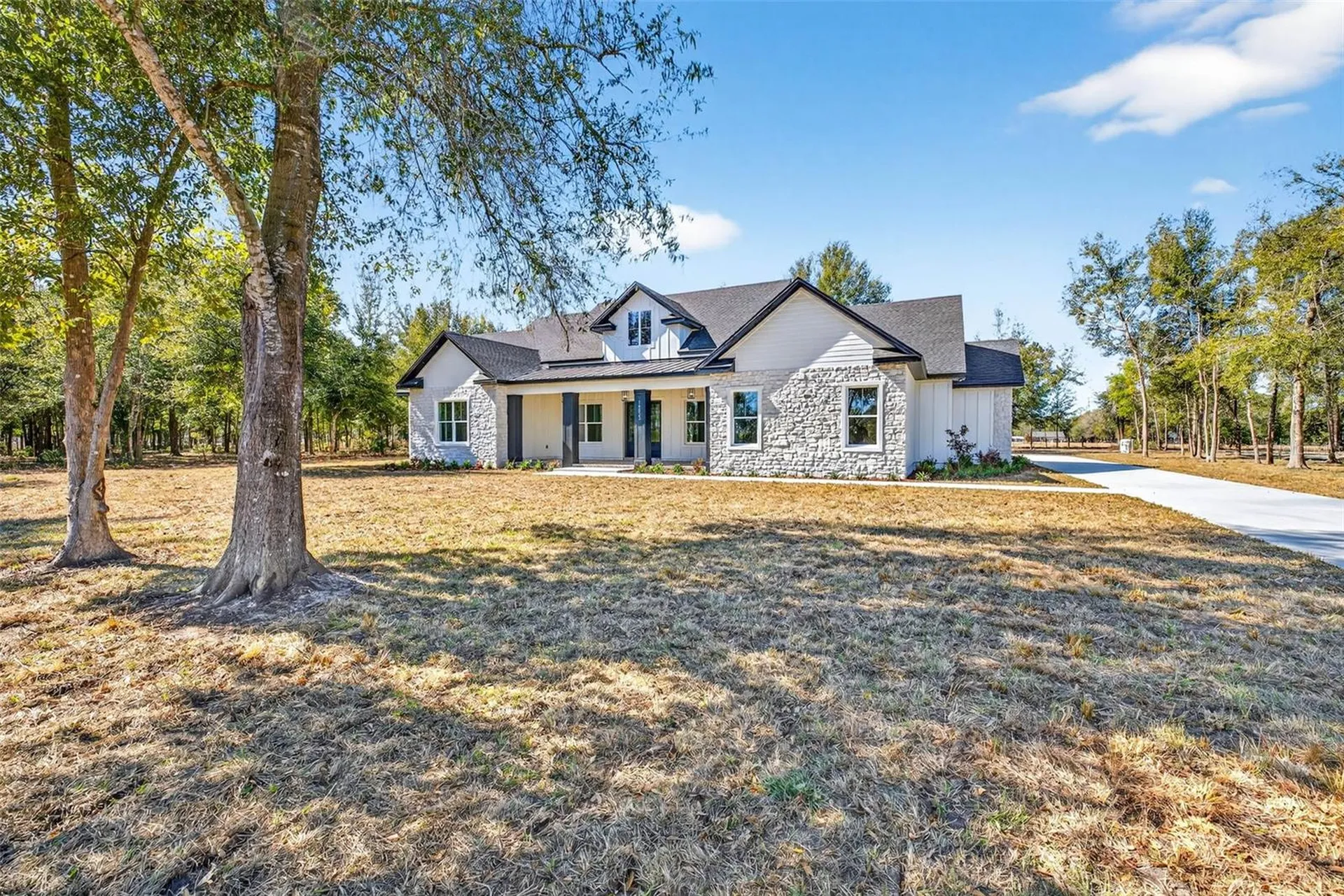 14823 Crimson Oaks Trail Dade City FL 33525