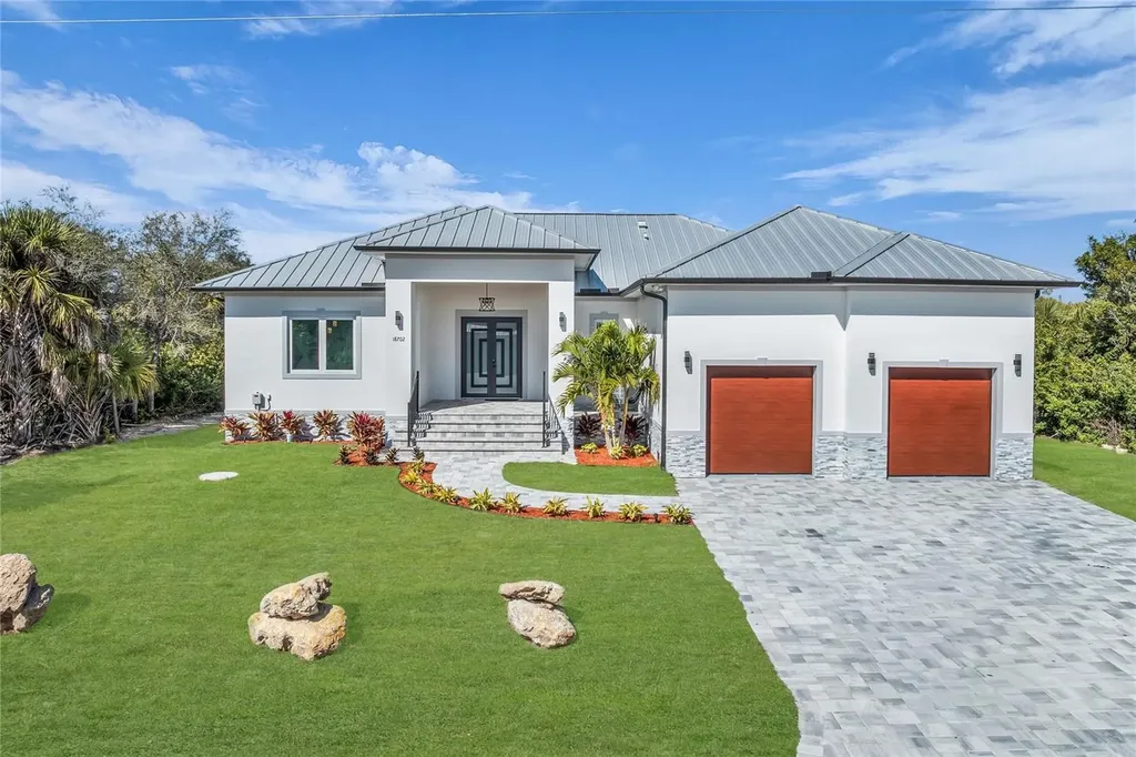 18702 Arapahoe Circle Port Charlotte FL 33948