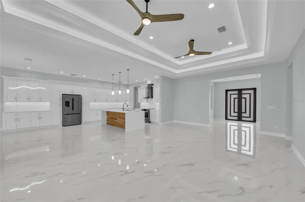 18702 Arapahoe Circle Port Charlotte FL 33948