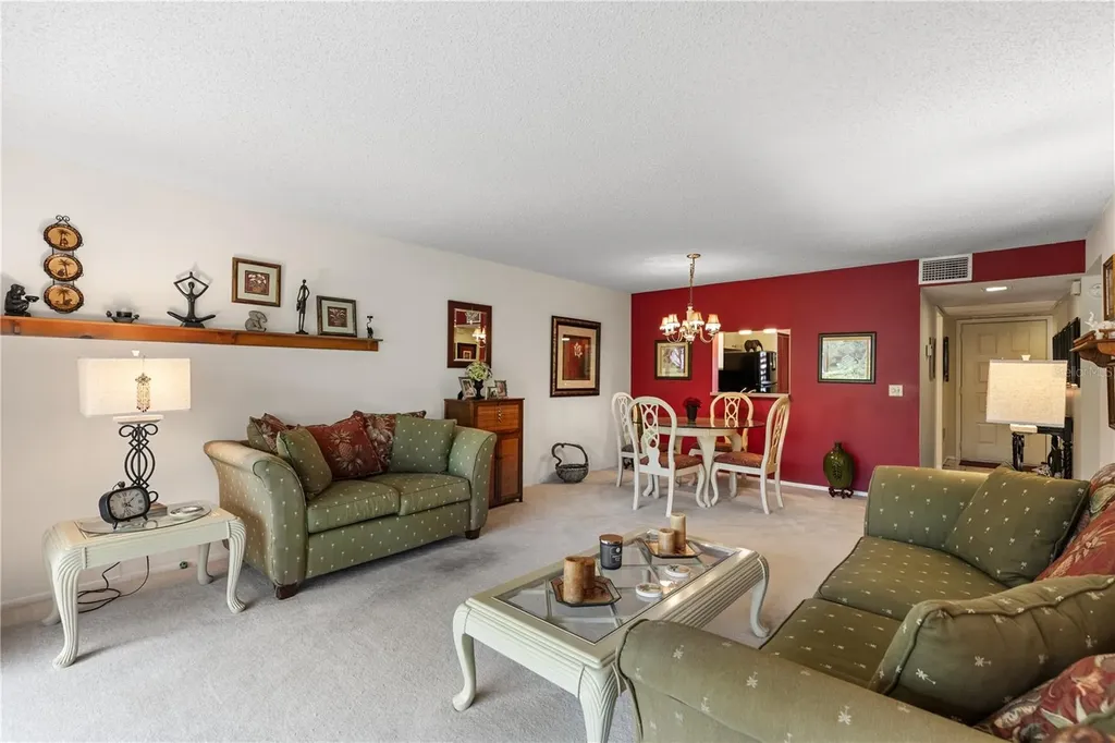 530 Spring Lakes Boulevard Bradenton FL 34210