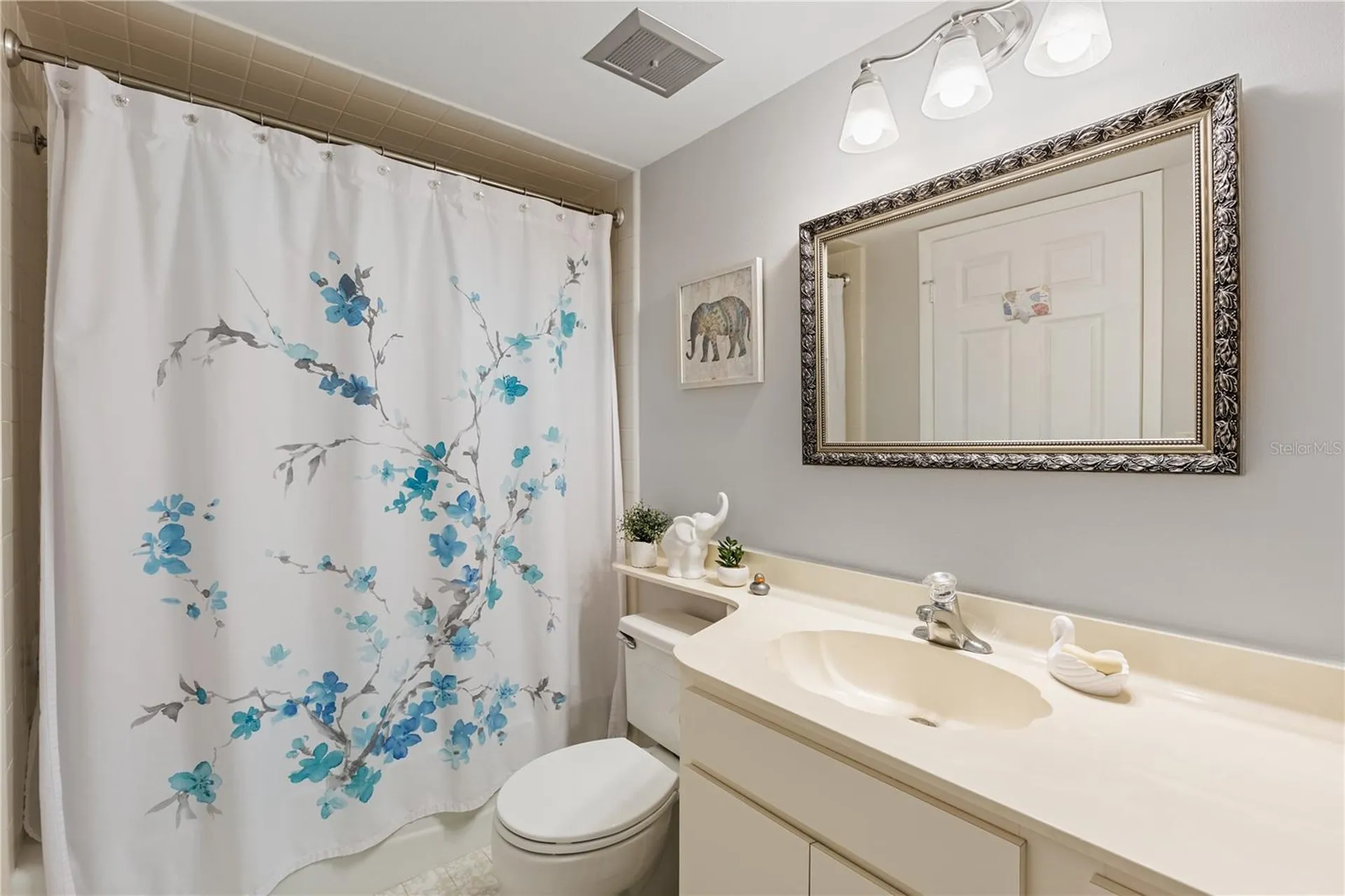 530 Spring Lakes Boulevard Bradenton FL 34210