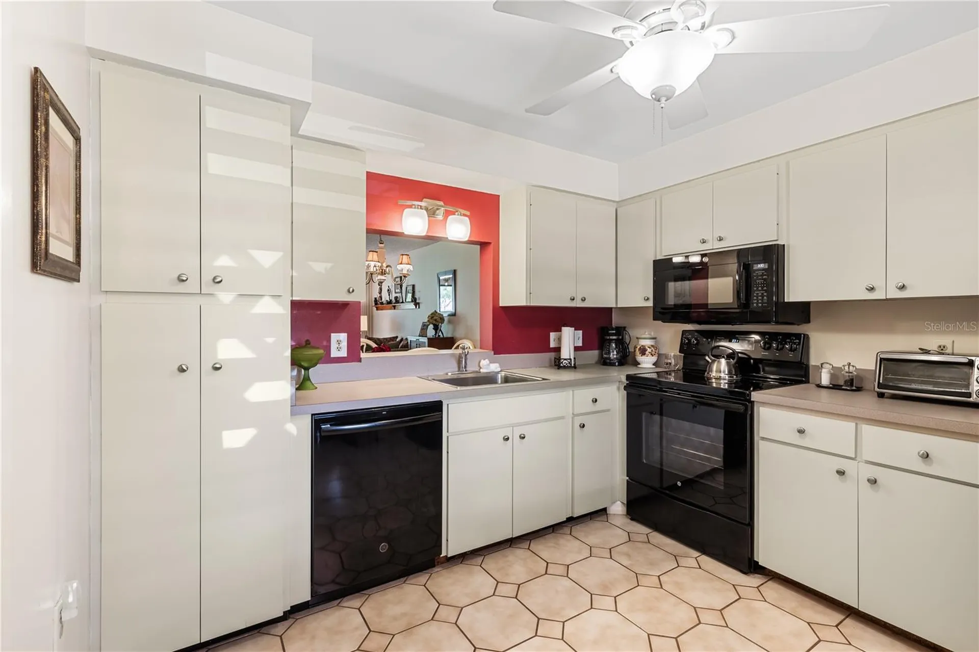 530 Spring Lakes Boulevard Bradenton FL 34210