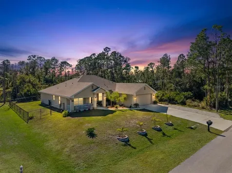 4989 Ageman Avenue North Port FL 34288