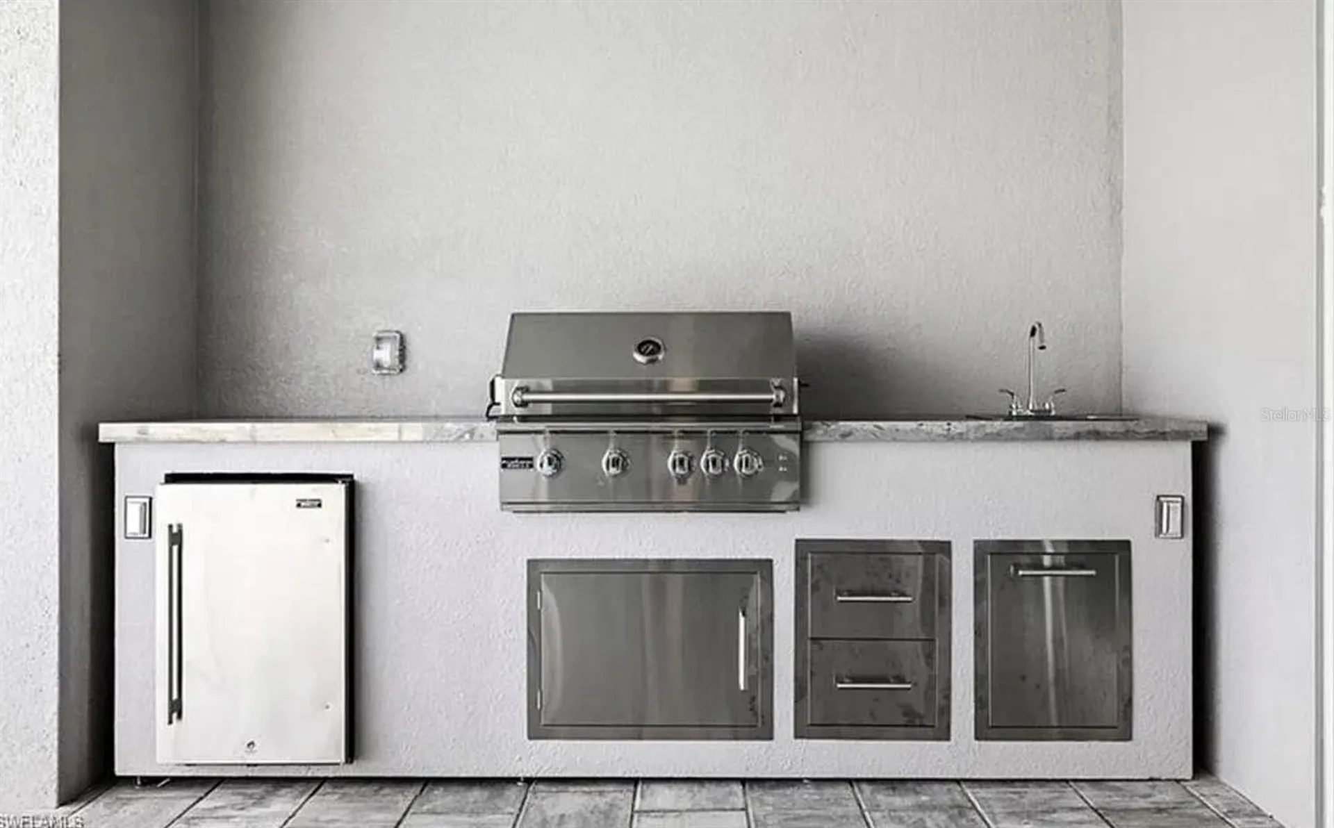 2153 NW 18th Avenue Cape Coral FL 33993