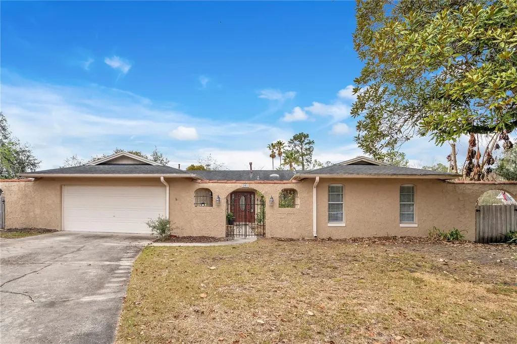361 Violet Dell Casselberry FL 32707
