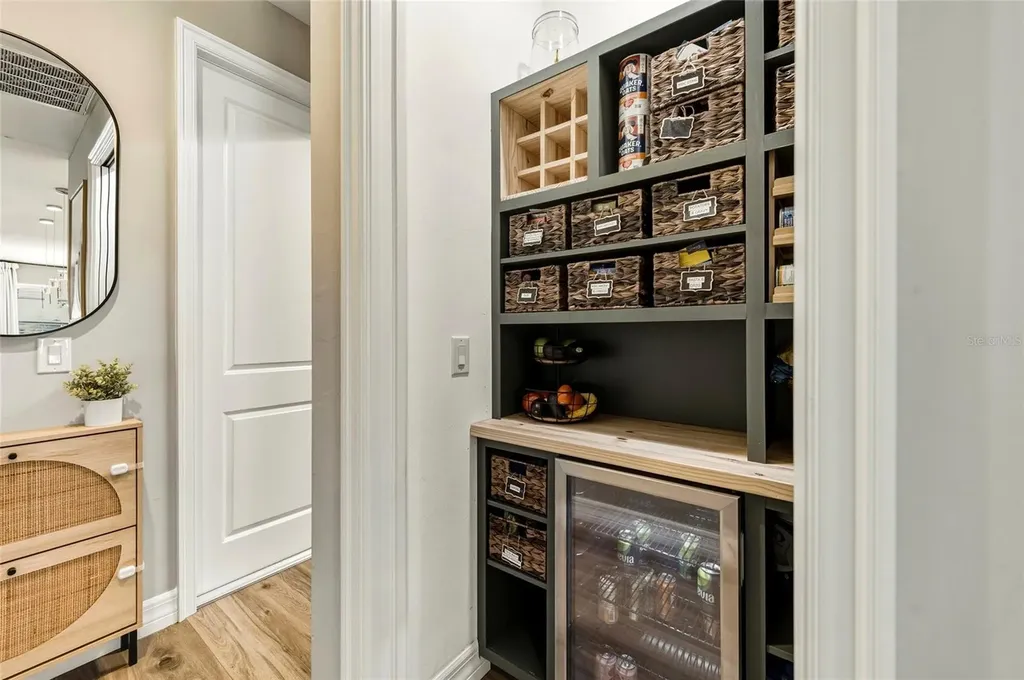 1107 NW 7th Place Cape Coral FL 33993