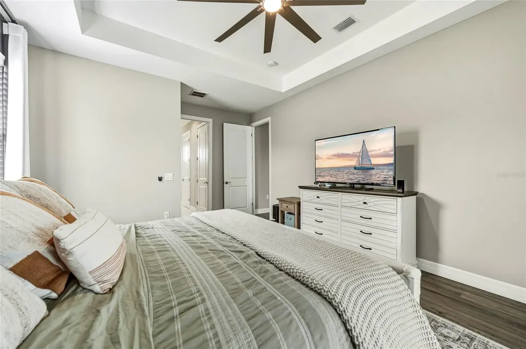 1107 NW 7th Place Cape Coral FL 33993