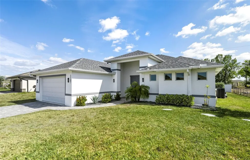 1107 NW 7th Place Cape Coral FL 33993