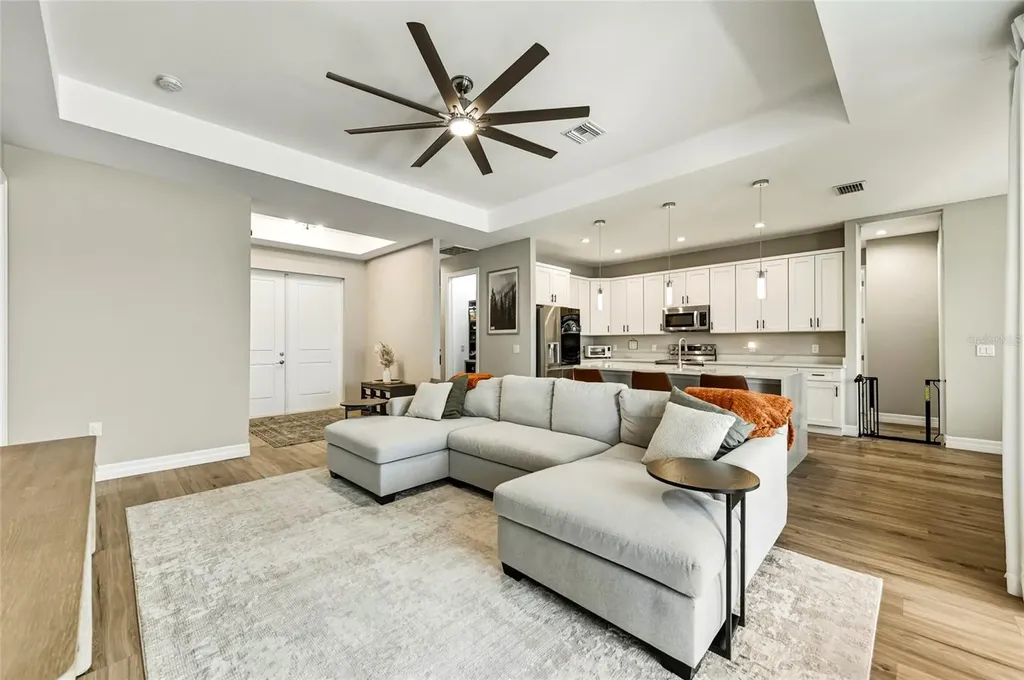 1107 NW 7th Place Cape Coral FL 33993