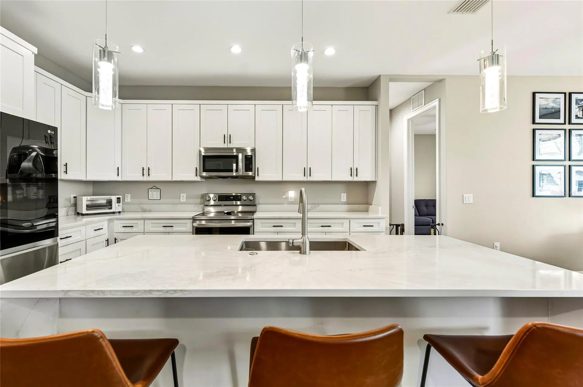 1107 NW 7th Place Cape Coral FL 33993