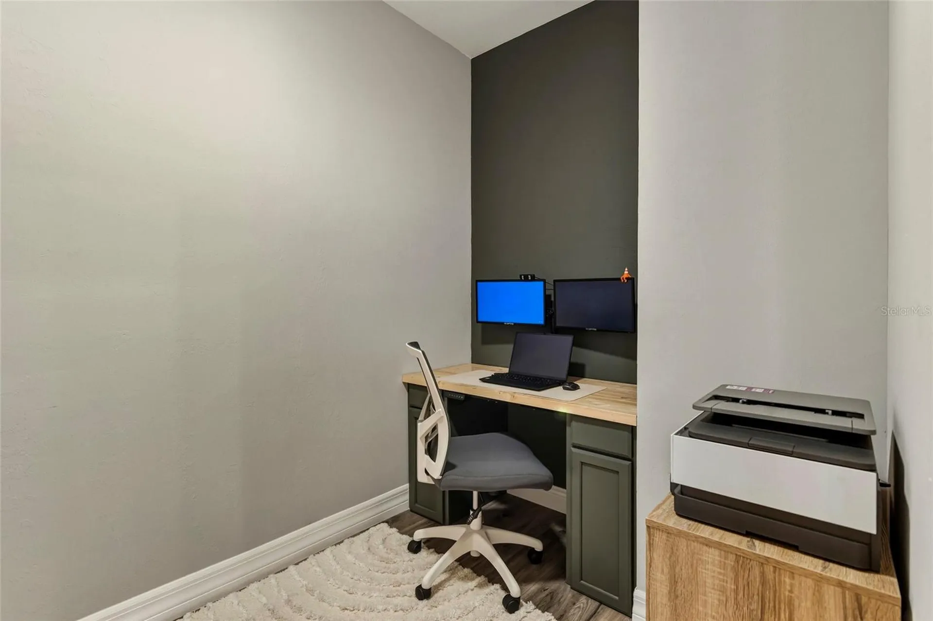 1107 NW 7th Place Cape Coral FL 33993