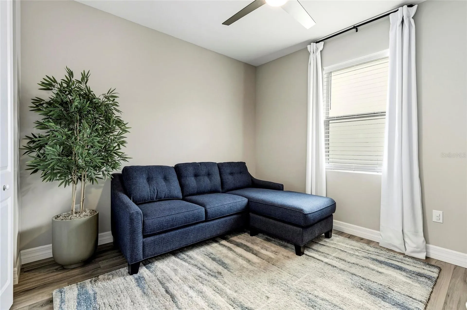 1107 NW 7th Place Cape Coral FL 33993