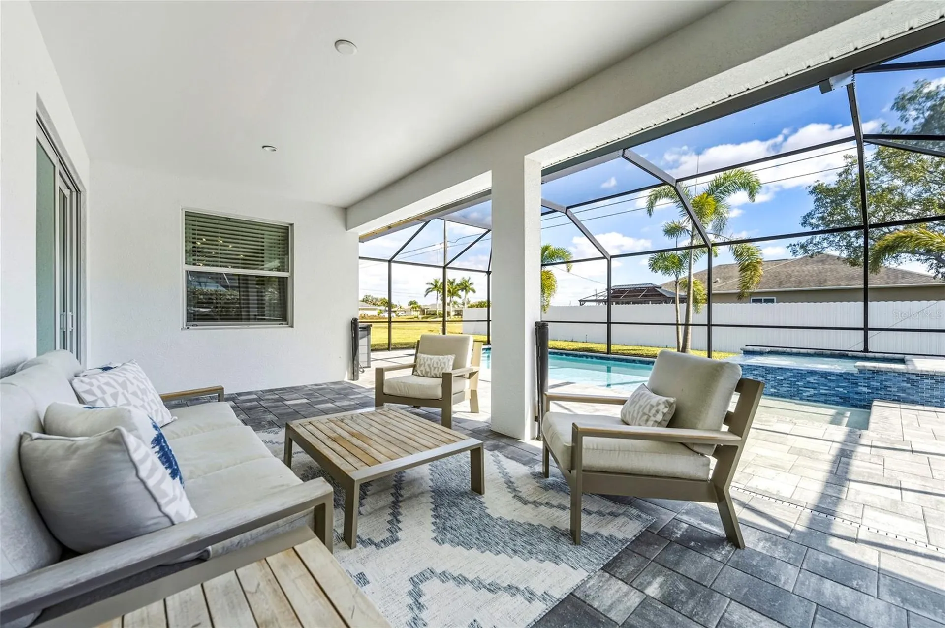 1107 NW 7th Place Cape Coral FL 33993