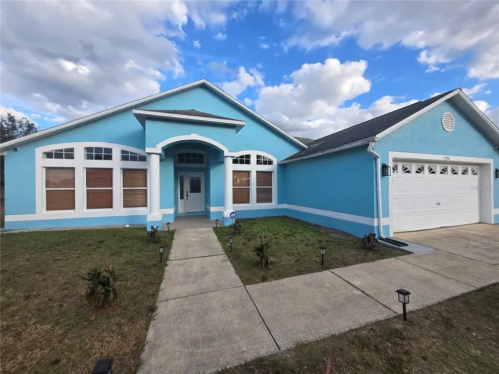 3190 Lori Court Deltona FL 32738