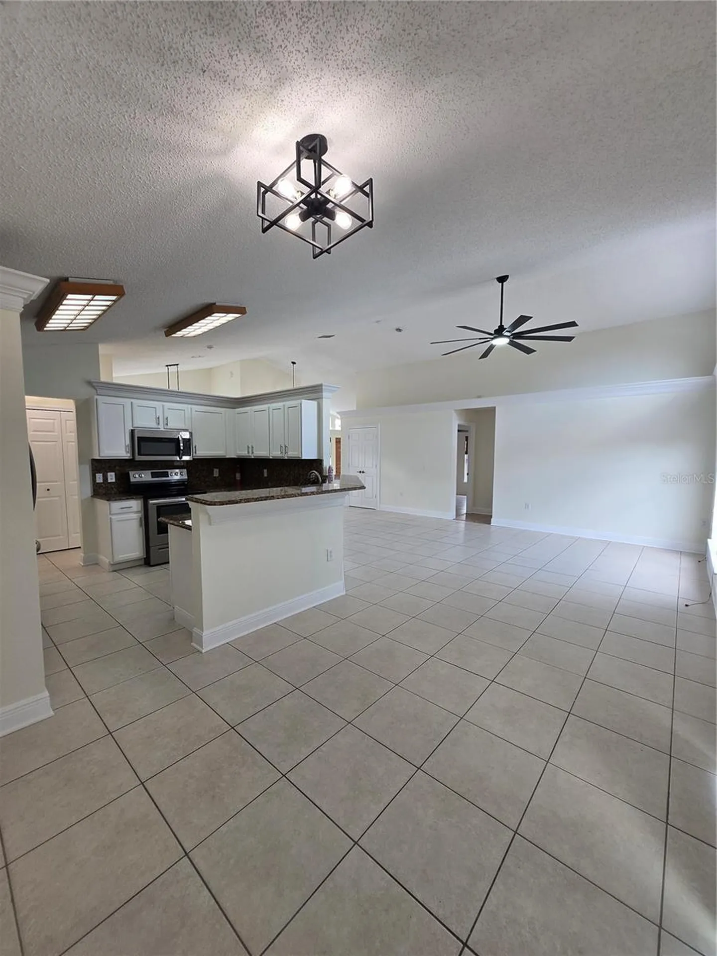 3190 Lori Court Deltona FL 32738