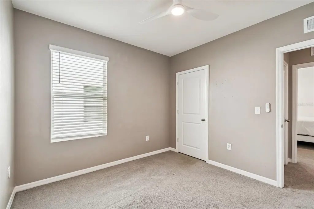 5221 Hillside Meadow Place Tampa FL 33610