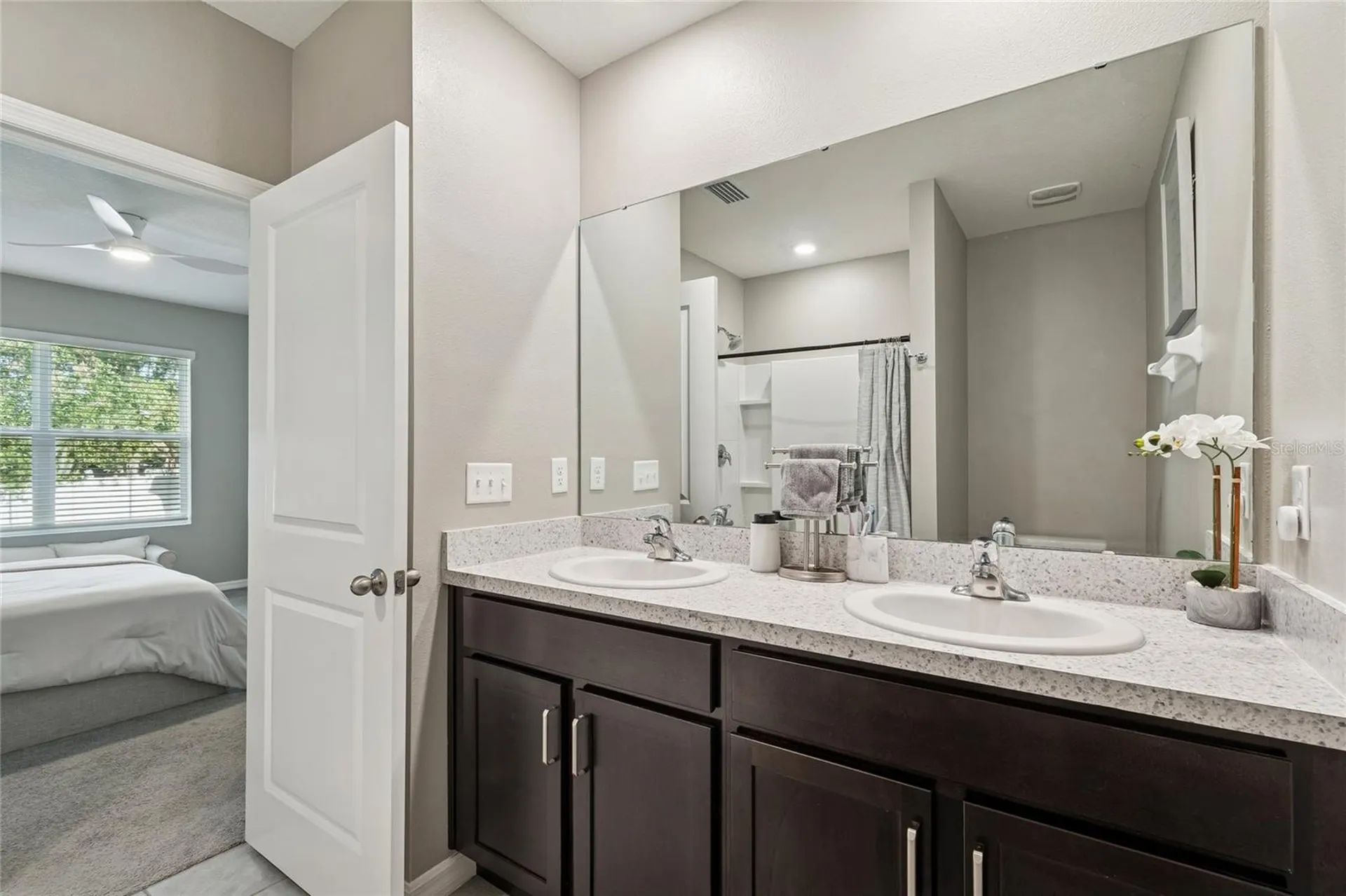 5221 Hillside Meadow Place Tampa FL 33610