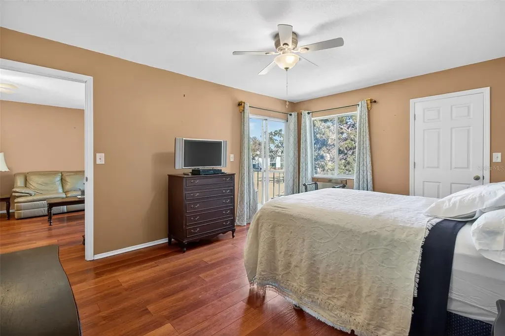 208 Cypress Court Oldsmar FL 34677