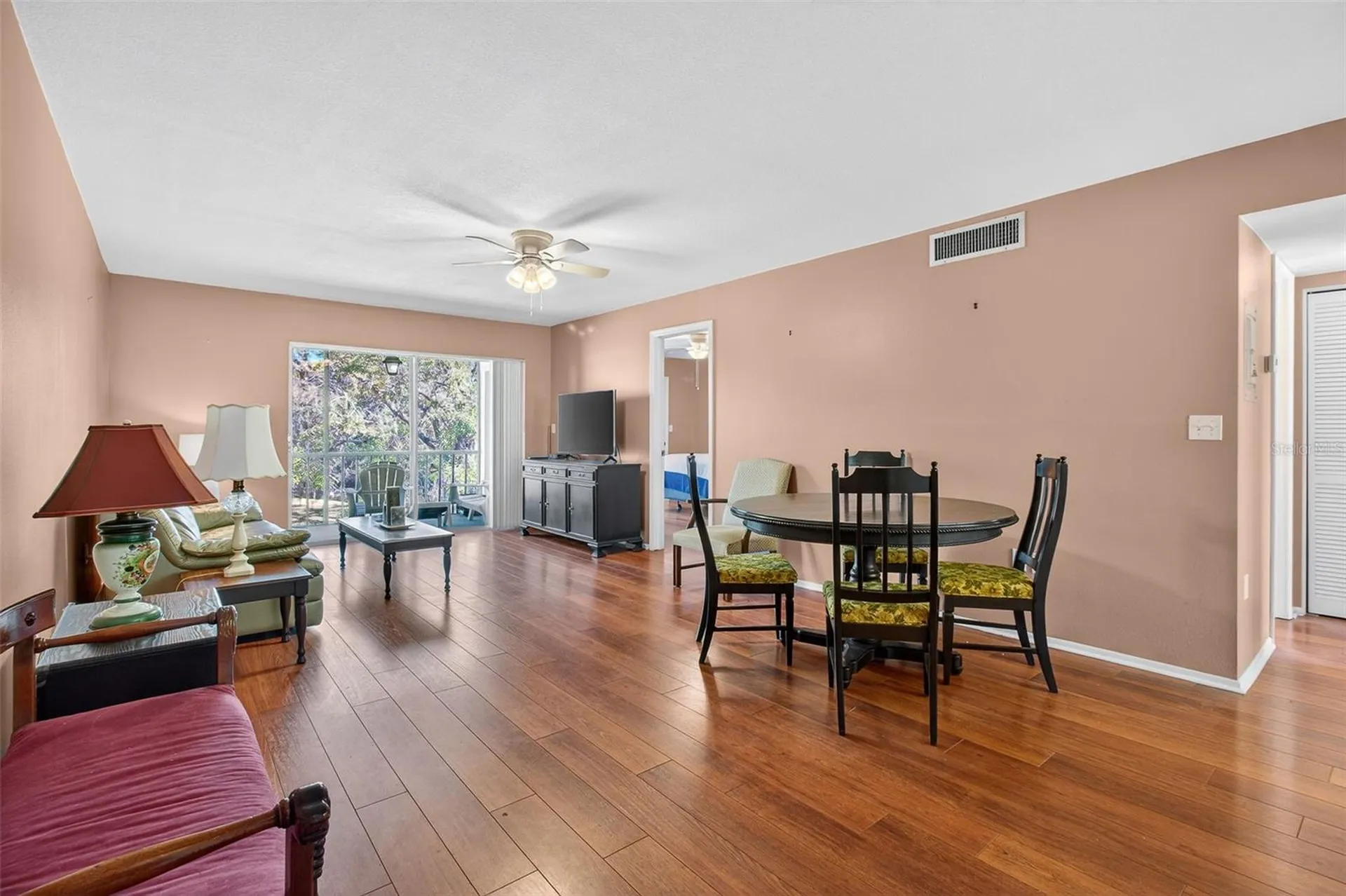 208 Cypress Court Oldsmar FL 34677