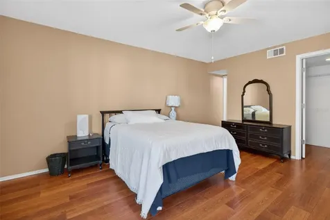 208 Cypress Court Oldsmar FL 34677