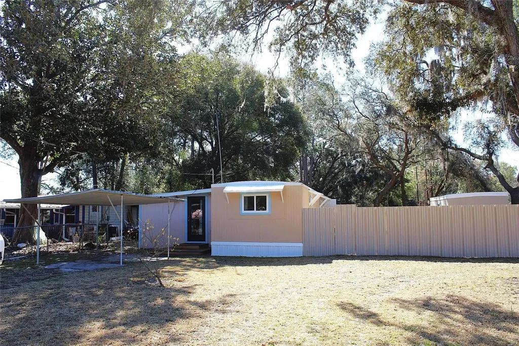 18664 SE 21st Place Silver Springs FL 34488