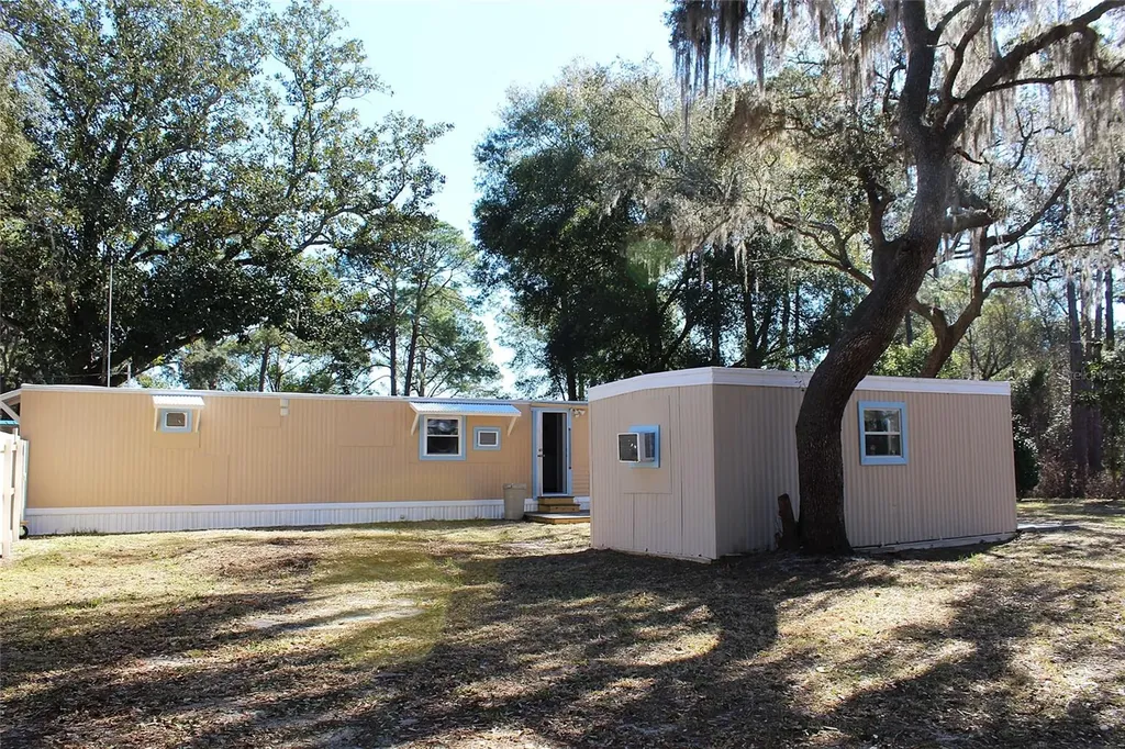 18664 SE 21st Place Silver Springs FL 34488