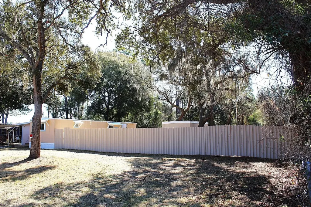 18664 SE 21st Place Silver Springs FL 34488