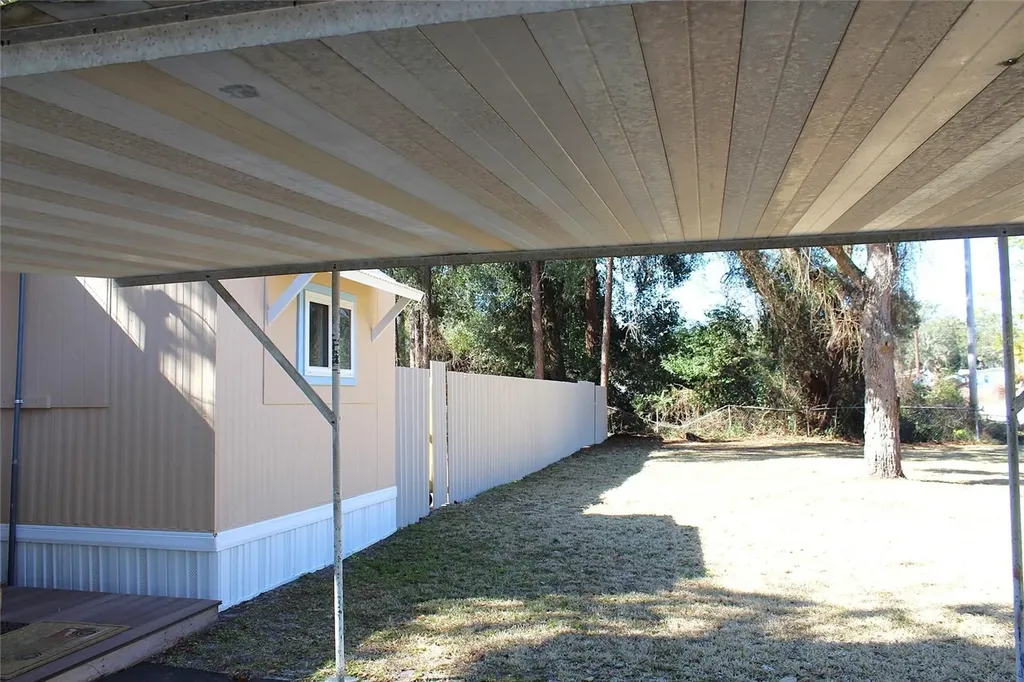 18664 SE 21st Place Silver Springs FL 34488