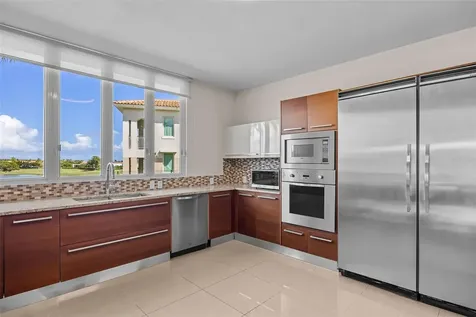 #1 Los Lagos Humacao PR 00791