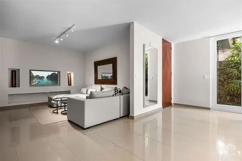 #1 Los Lagos Humacao PR 00791