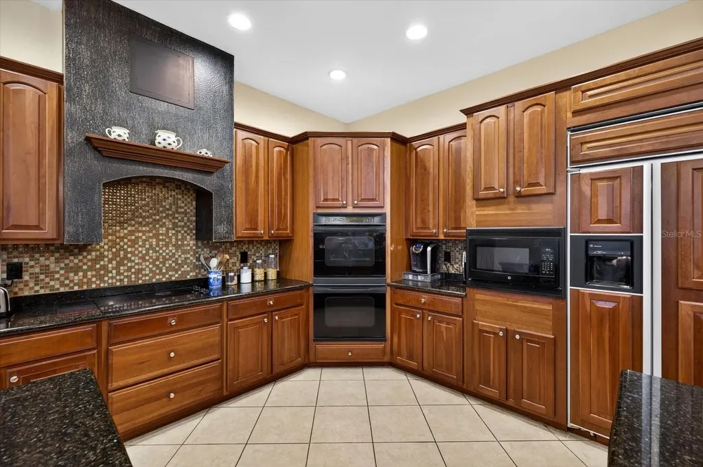 5510 E Longboat Boulevard Tampa FL 33615