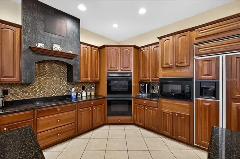 5510 E Longboat Boulevard Tampa FL 33615