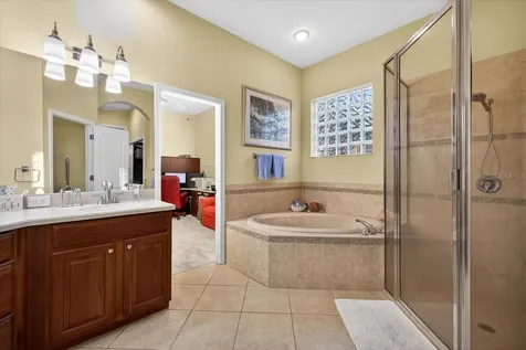 5510 E Longboat Boulevard Tampa FL 33615