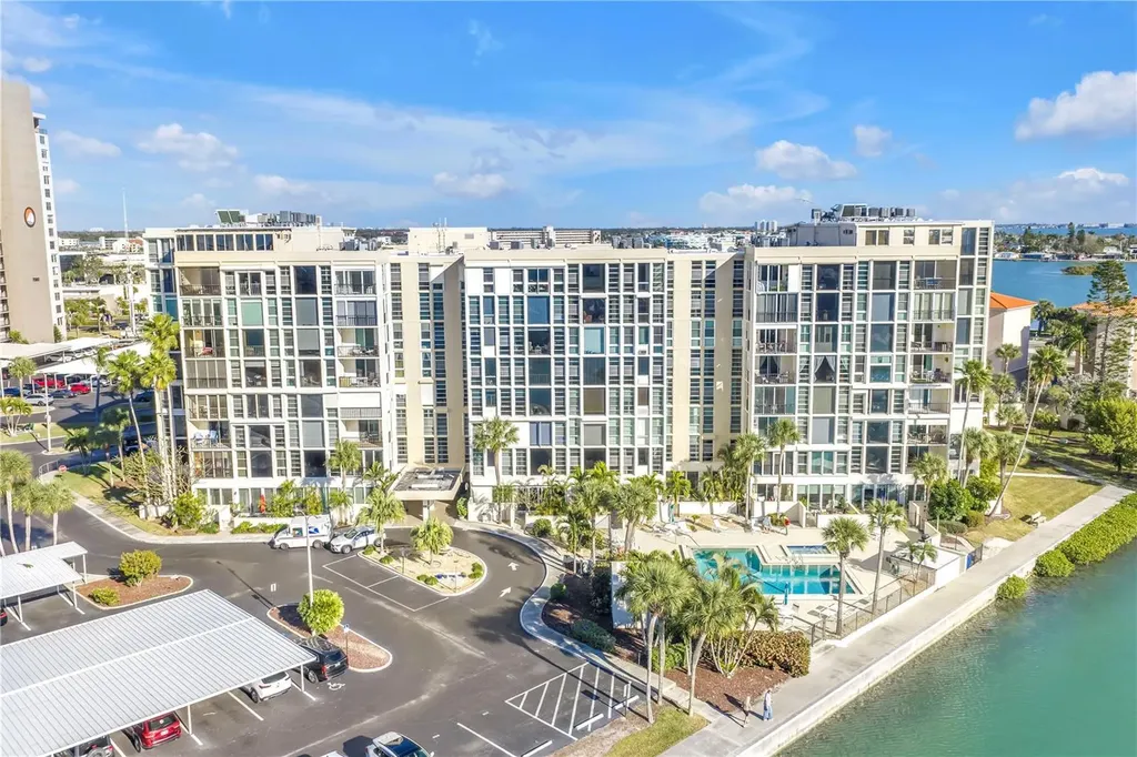 7400 Sun Island Drive S South Pasadena FL 33707