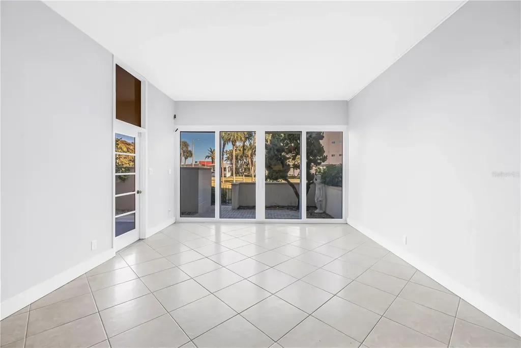 7400 Sun Island Drive S South Pasadena FL 33707