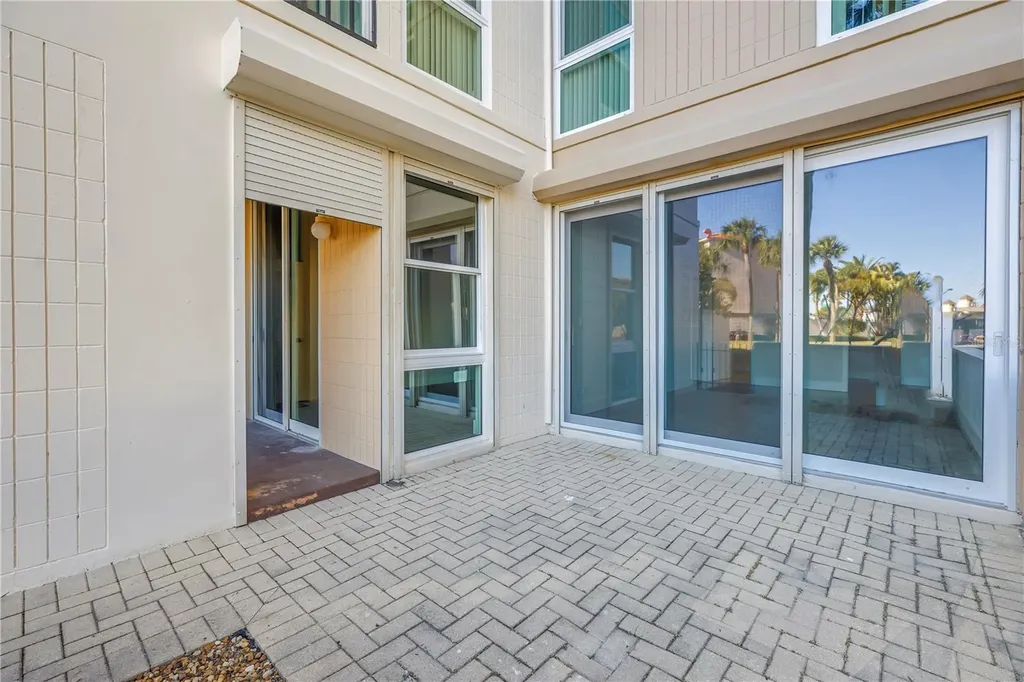7400 Sun Island Drive S South Pasadena FL 33707