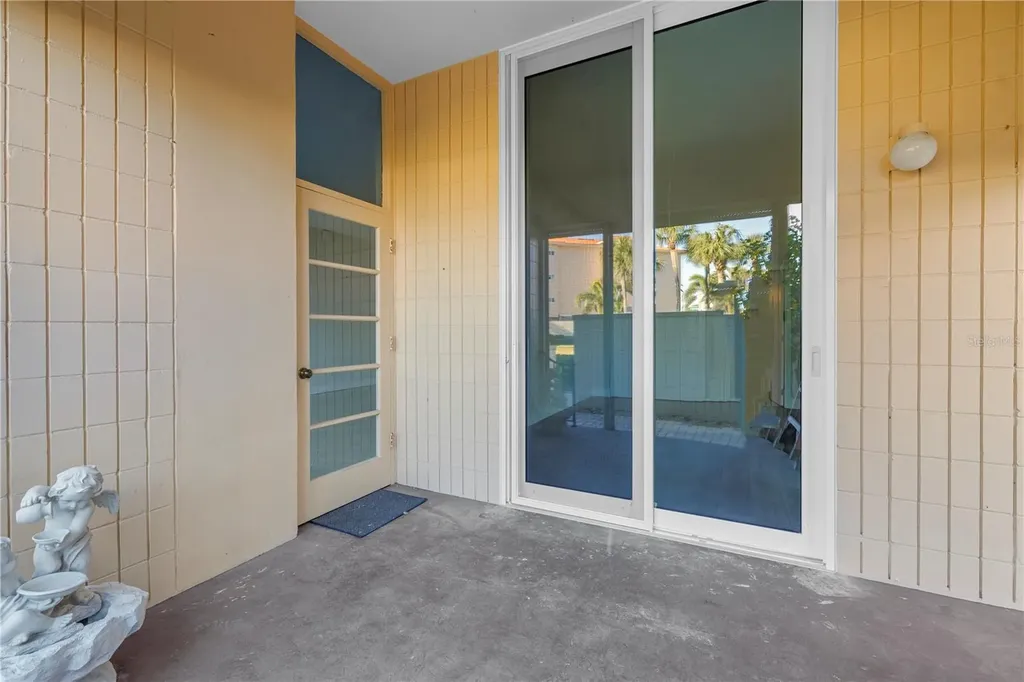 7400 Sun Island Drive S South Pasadena FL 33707