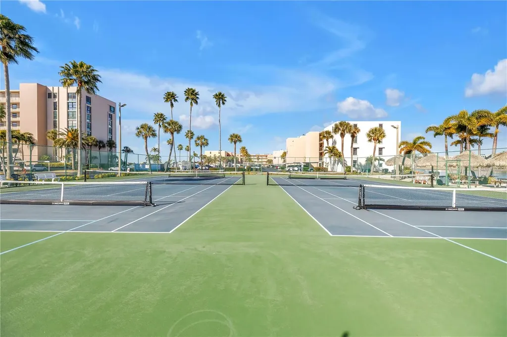 7400 Sun Island Drive S South Pasadena FL 33707