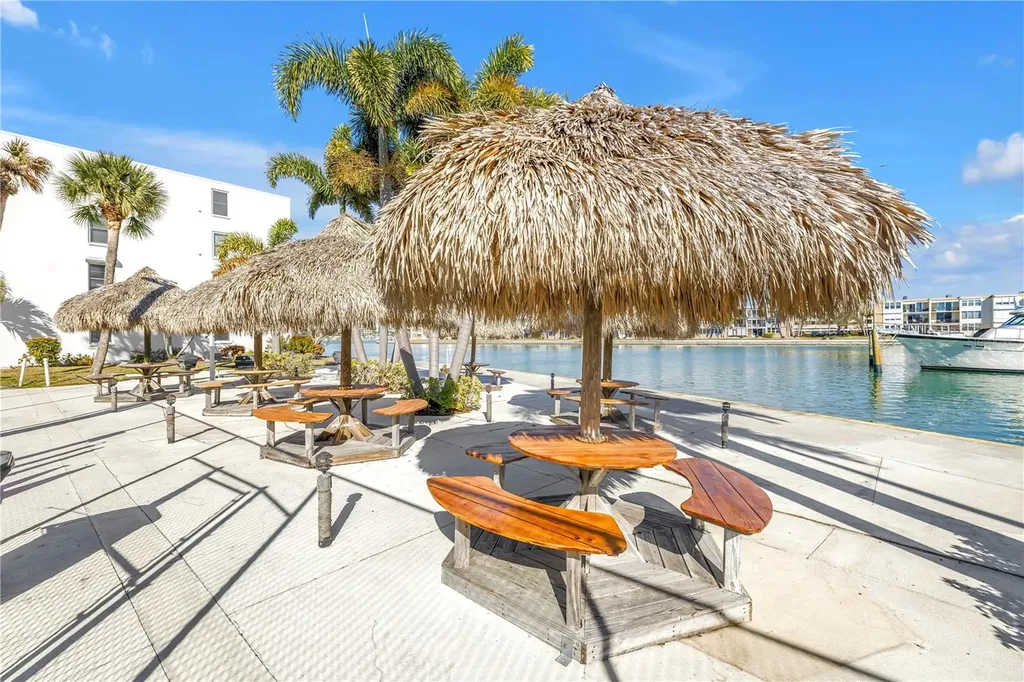 7400 Sun Island Drive S South Pasadena FL 33707