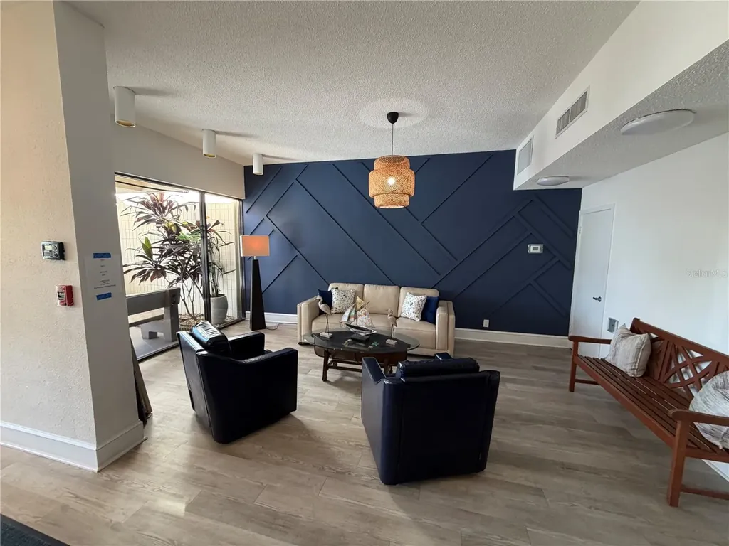 7400 Sun Island Drive S South Pasadena FL 33707