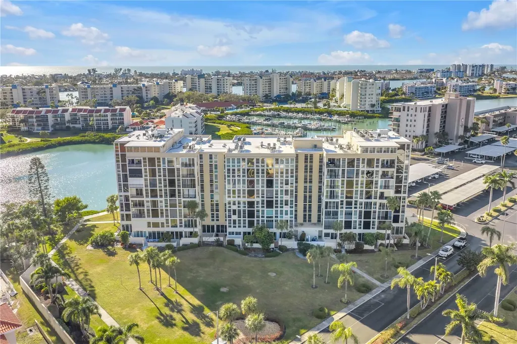 7400 Sun Island Drive S South Pasadena FL 33707